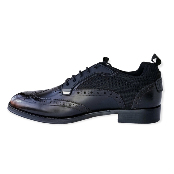 Steve Madden \